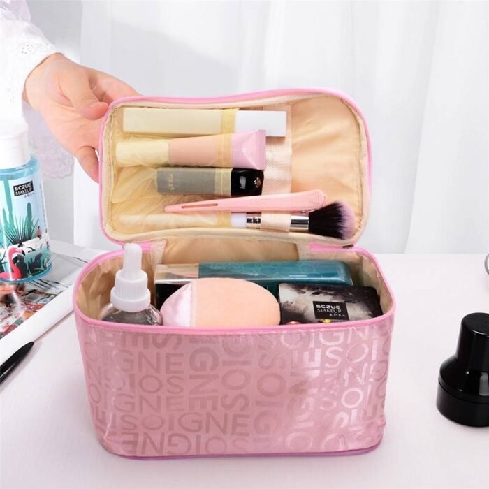 WATERPROOF HANDHELD MAKEUP/TOILETRY STORAGE BAG SOUVENIR - Image 4