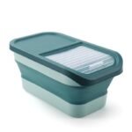 COLLAPSIBLE SILICON FOOD STORAGE BUCKET WITH MEASURING CUP(9KG)
Free your foodstuff from insect and roaches - Image 5