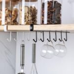 IRON CABINET HANGER WITH 6PC HOOK