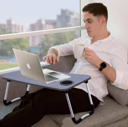 MULTIPURPOSE TABLE WITH DUCK STAND + CUP HOLDER