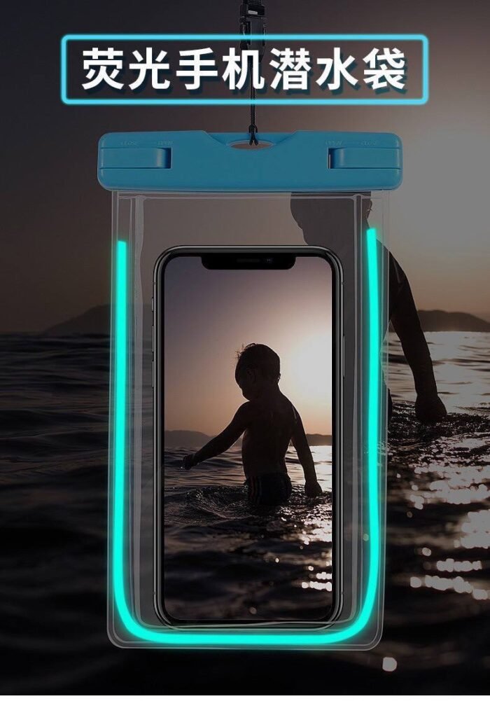 SILICON WATERPROOF PHONE POUCH(Don’t get your phone mess up, get it secured even in the rain)You can press and operate your phone even while in the pouch - Image 7