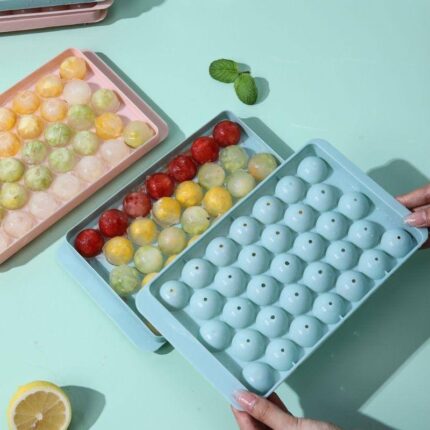 33-SLOTS CIRCULAR SHAPE ICE CUBE/BLOCK MAKER (For the preparation of your mini healthy water/fruit ice 🧊 🙌🏽