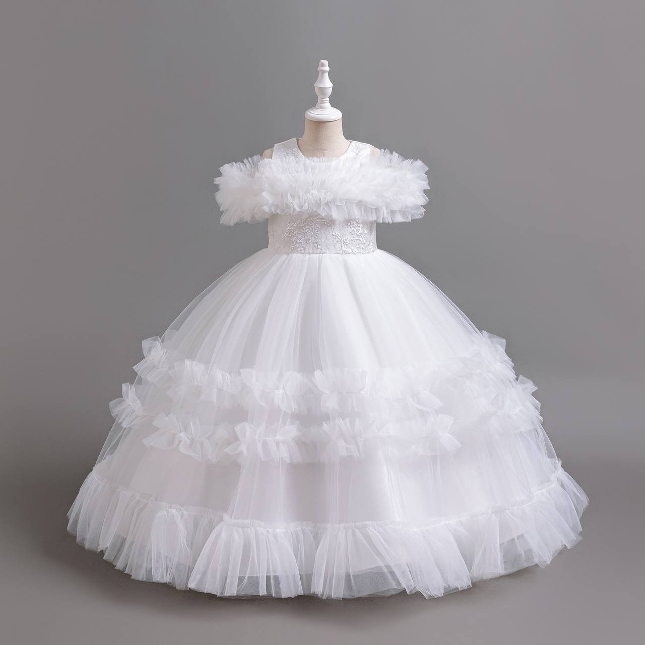 img_4486 MIRABELL QUALITY RUFFLE BALL GOWN
WHITE••150CM ONLY✅ITS A FULL FLOWING TOE LENGTH GOWN - Image 1