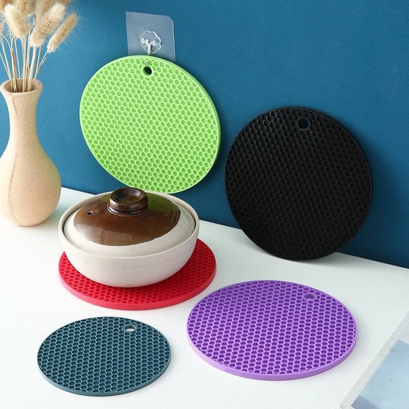 img_8125 SILICONE NON SLIP HEAT RESISTANT MULTI MAT 2026 - Image 1