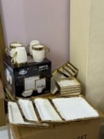 16PC HIGH QUAL GOLD/WHITE EUROPEAN LUXURY CERAMIC STONEWARE DINNER SET(BOX SHAPE)4 Serving plate
4 Side plate
4 Soup bowls
4 Cups - Image 2