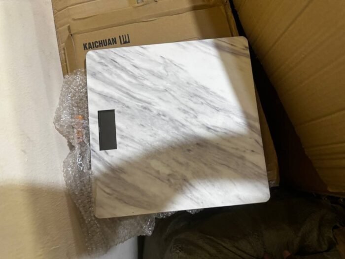 QUALITY BATTERY ENABLED MARBLE DESIGN WEIGHING SCALE(comes with 2 battery’s) - Image 2