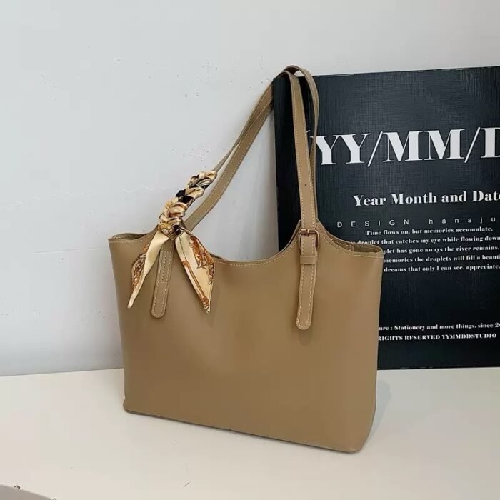 TOLUWALASE QUALITY LEATHER TOTE BAG WITH SCARF - Image 3