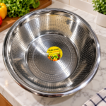 40CM QUALITY STAINLESS STEEL COLANDER/SIEVE (Big enough to contain 4 Derica of rice)