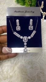 ROYAL BLOOM ZIRCONIA EARRING AND CHAIN SET DESIGN SILVER - Image 2