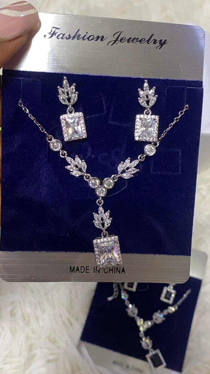 ROYAL BLOOM ZIRCONIA EARRING AND CHAIN SET DESIGN SILVER - Image 18