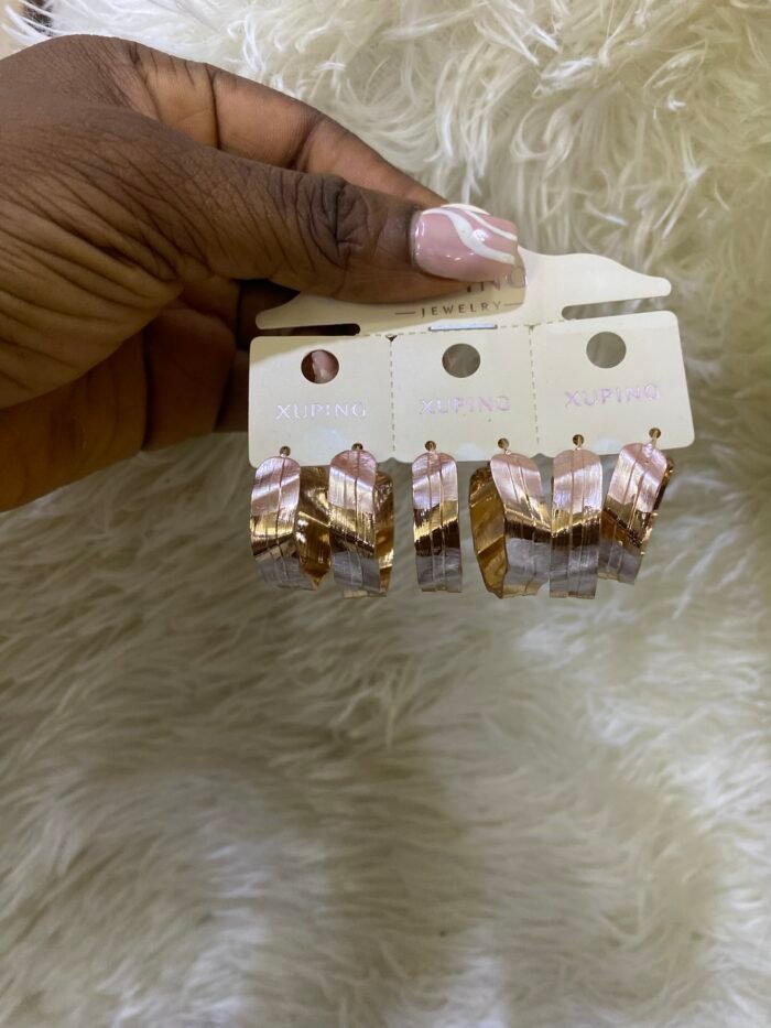 QUALITY NON TARNISH XUPING EARRING aug DESIGN 7 - Image 2