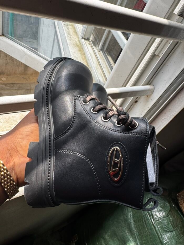 KIDS PREMIUM LACE UP STYLISH COMBAT RUGGED LEATHER BOOT DSG 2(Ember 2026) - Image 3