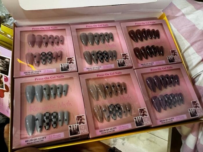 BEAUTIFUL CLASSY FRENCH TIP CHECK BOARD AND STAR DESIGN CAT EYE 👁️ GLITTERING PRESS ON NAIL(We have beautiful colors,we will pick randomly) - Image 2