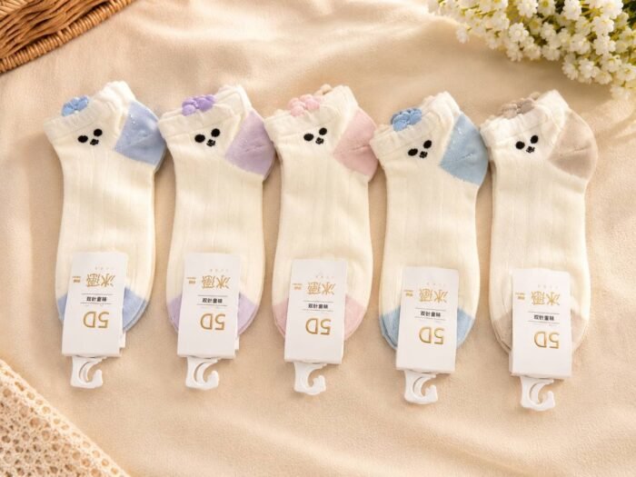 5PAIRS BEAUTIFUL FASHION SOCKS AGE 6-8(Ember 2026)RANDOM SELECTION - Image 6